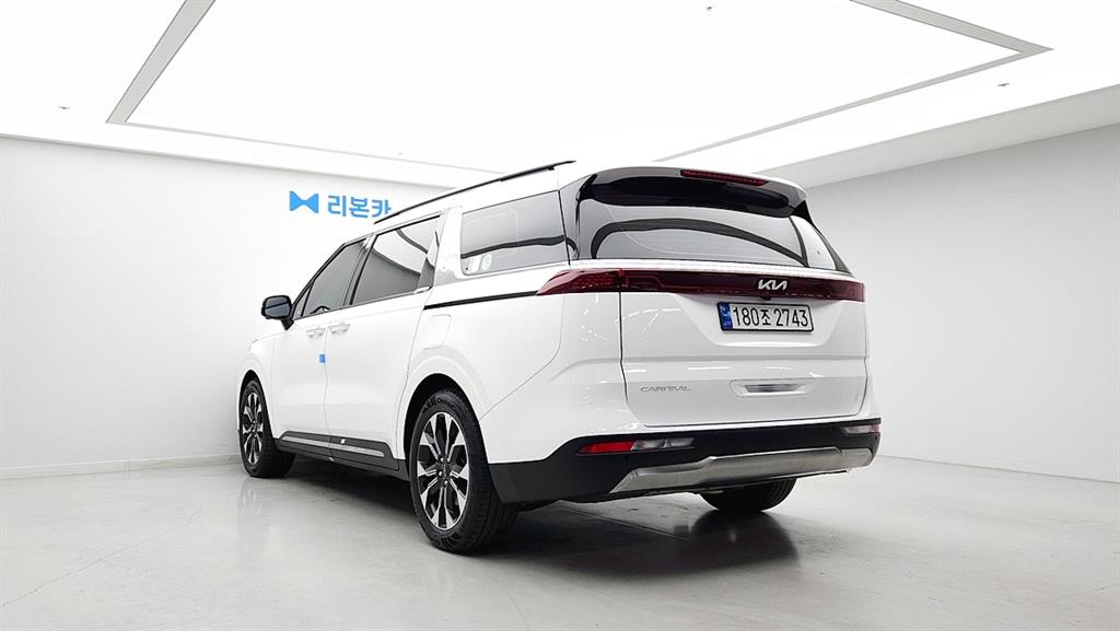 KIA Carnival - Vista 6