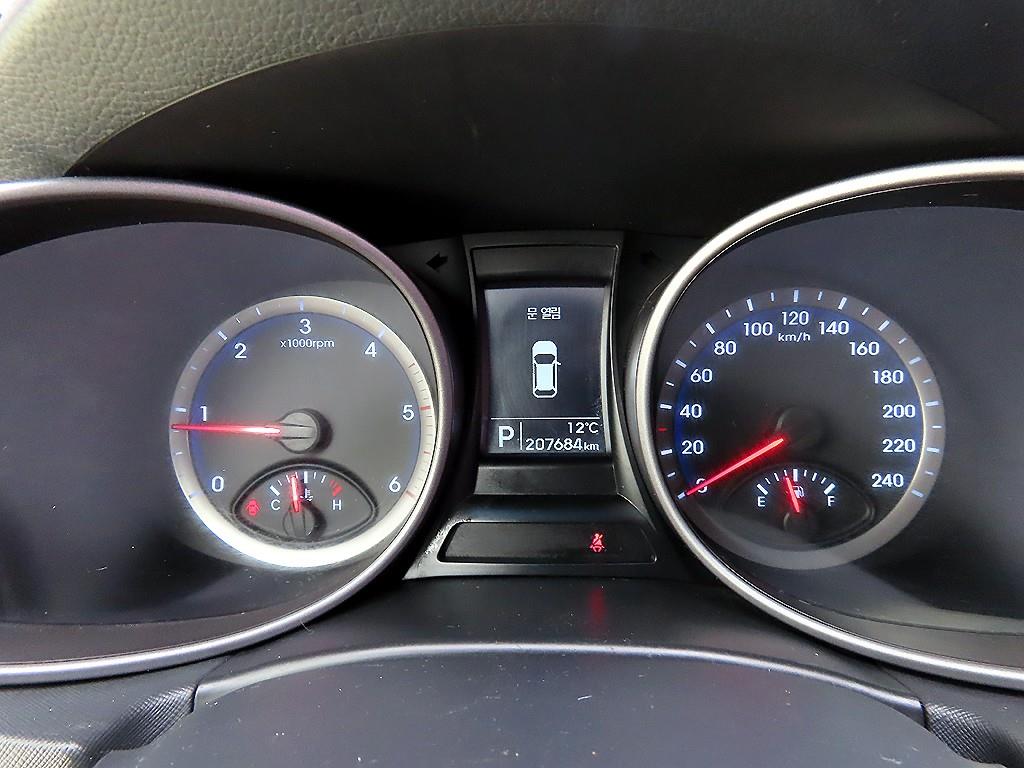 HYUNDAI Santa Fe - Vista 9