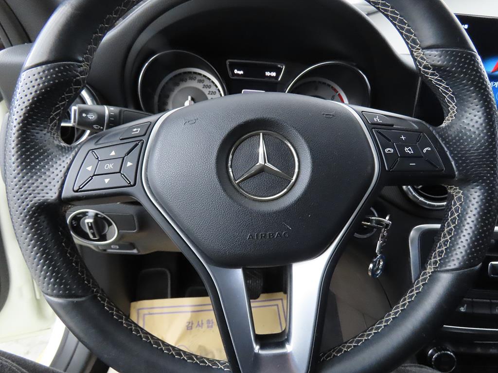Mercedes Benz CLA Class - Vista 9