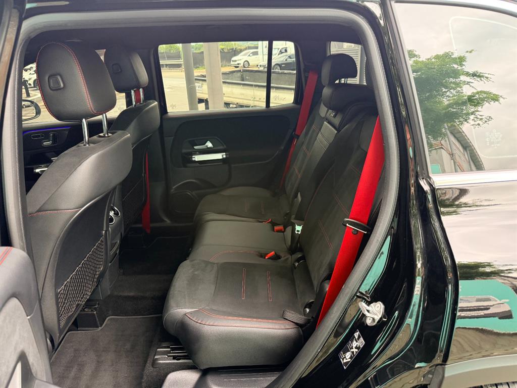 Mercedes Benz GLB Class - Vista 9