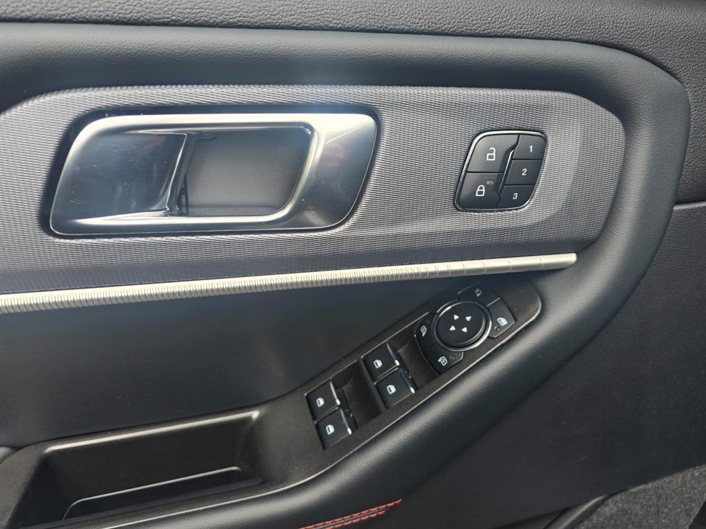 Ford Explorer - Vista 9