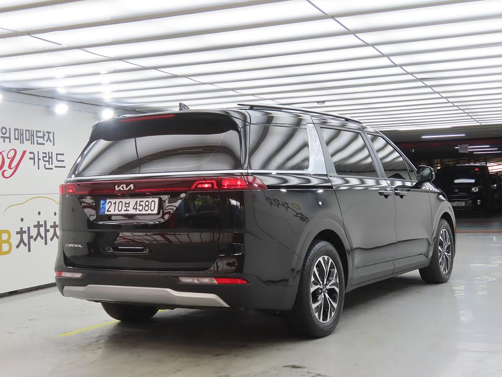 KIA Carnival - Vista 4
