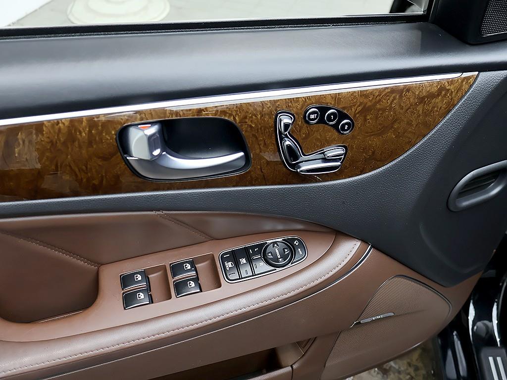 HYUNDAI Equus 2014 Negro - Importación desde Corea - HF Imports Iquique - Foto 13
