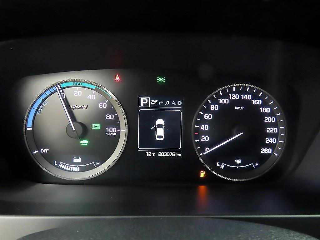 HYUNDAI Sonata - Vista 8