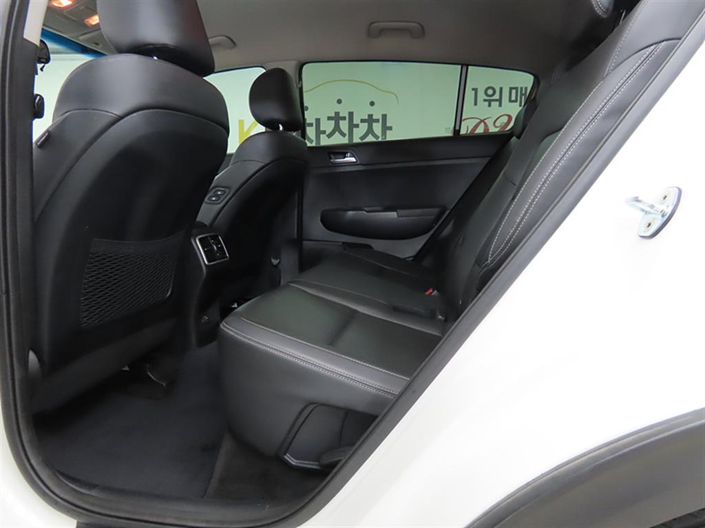 KIA Sportage - Vista 6