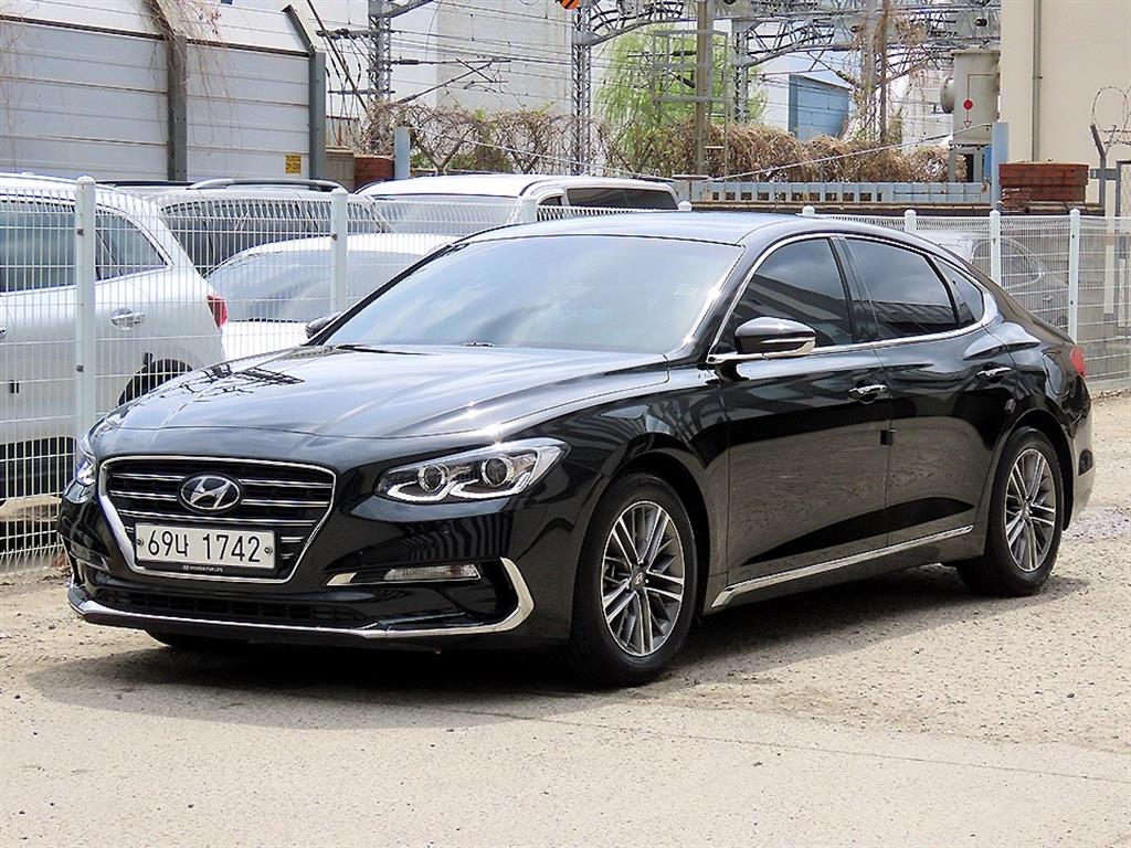 HYUNDAI Grandeur - Vista 2