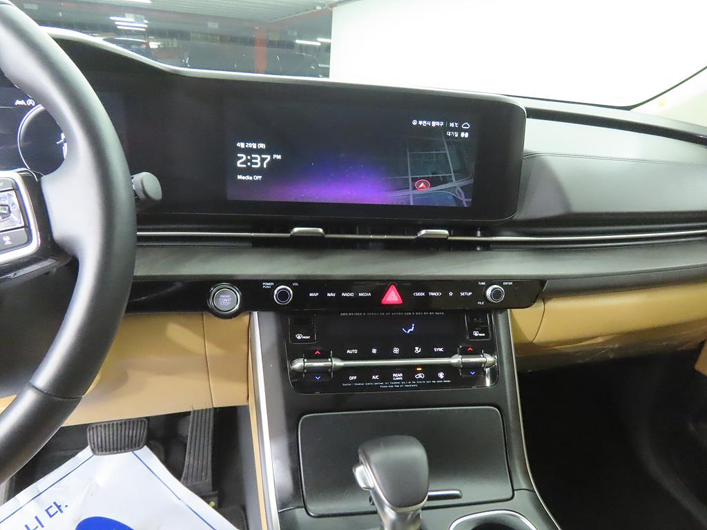 KIA Carnival - Vista 10