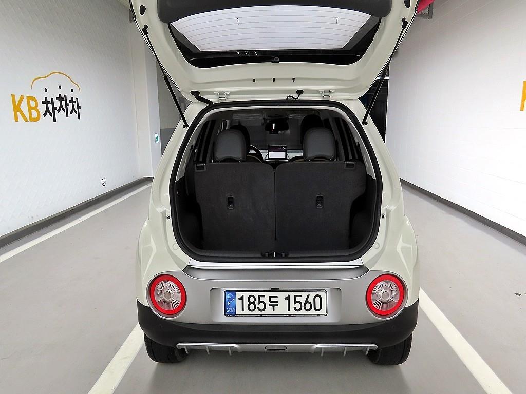 HYUNDAI Casper - Vista 5