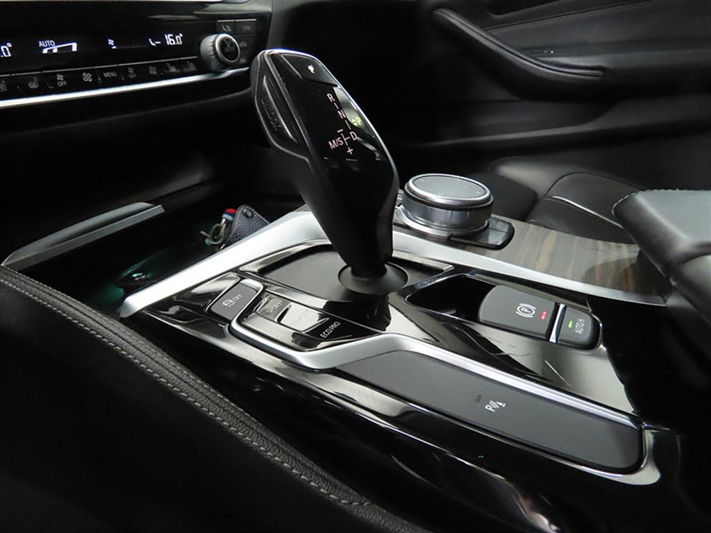 BMW 5 Series - Vista 9