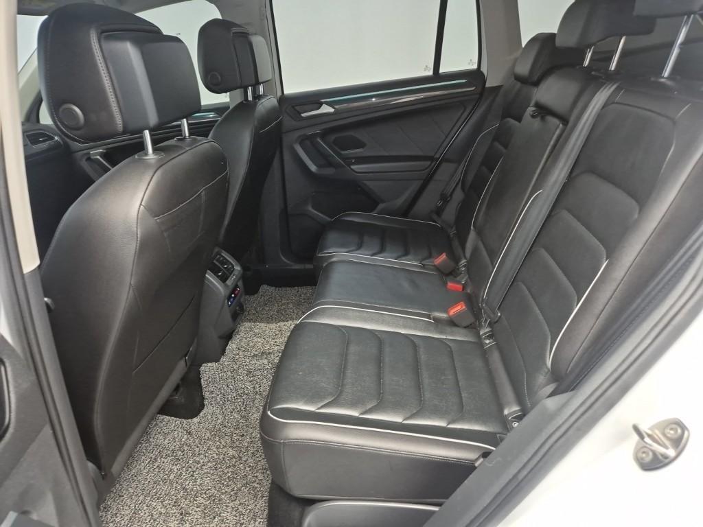 Volkswagen Tiguan - Vista 9