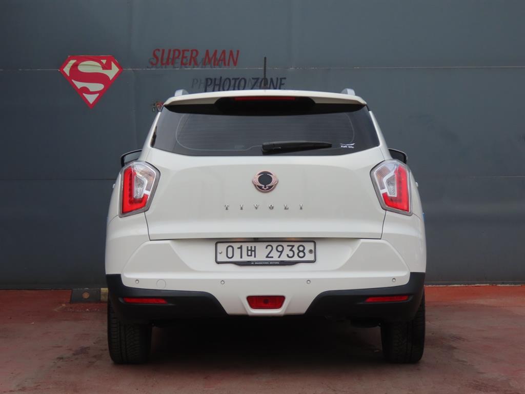 Ssangyong Tivoli - Vista 7