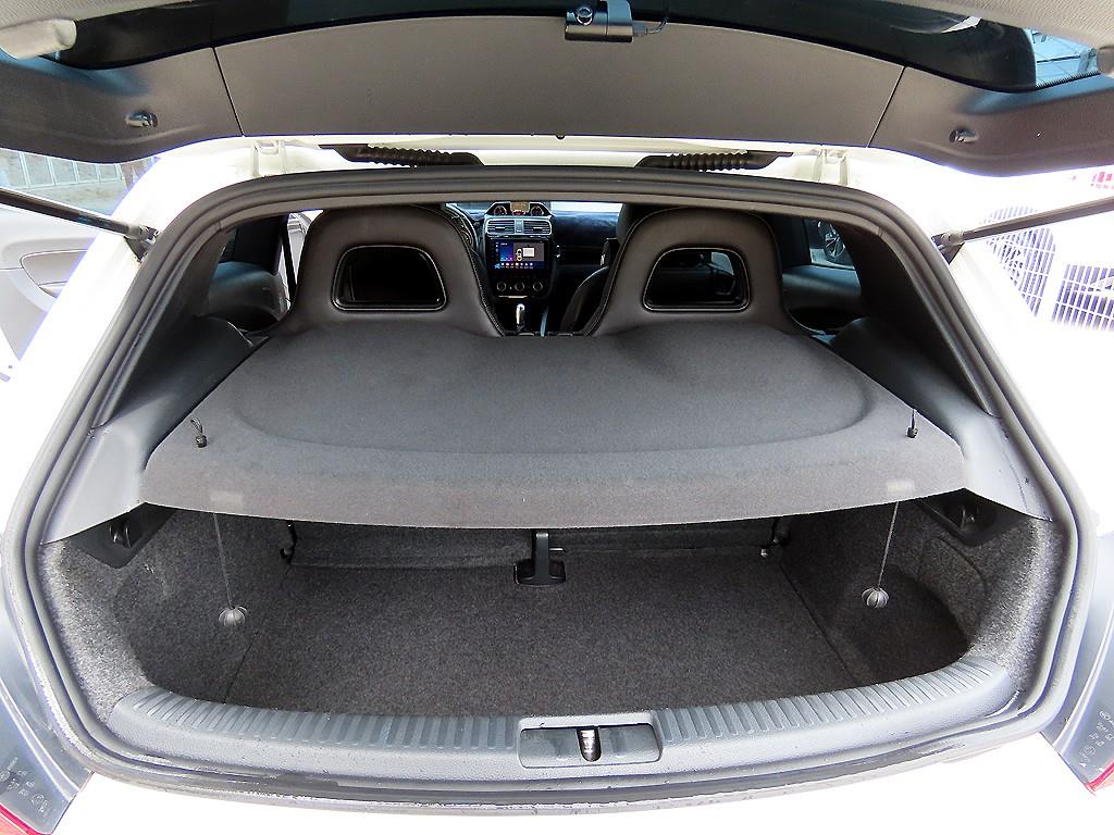 Volkswagen Scirocco 2015 Blanco - Importación desde Corea - HF Imports Iquique - Foto 18