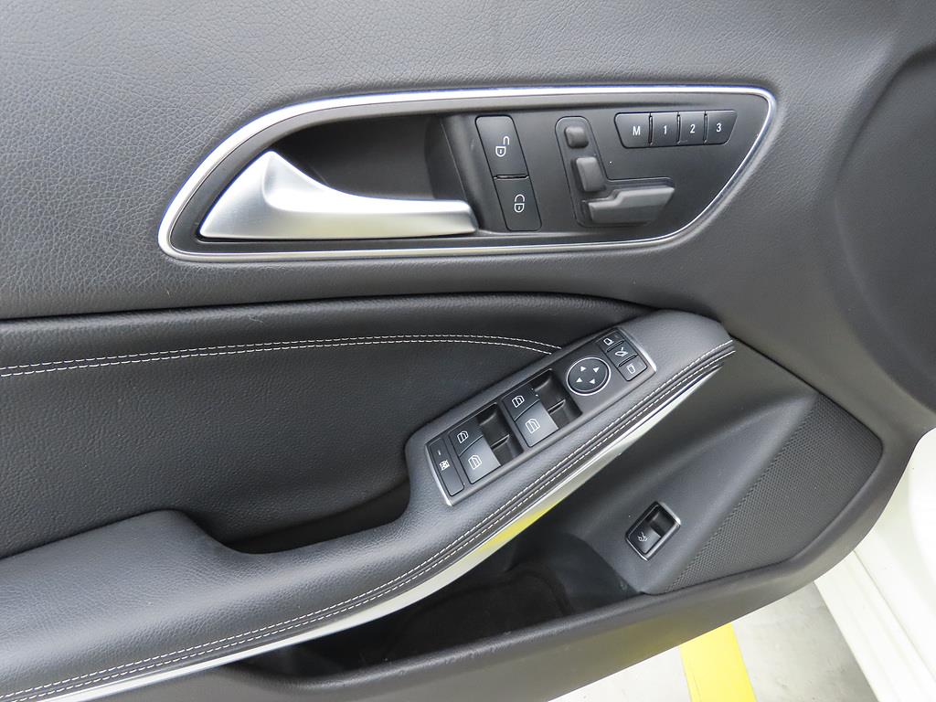 Mercedes Benz CLA Class 2015 Blanco - Importación desde Corea - HF Imports Iquique - Foto 17
