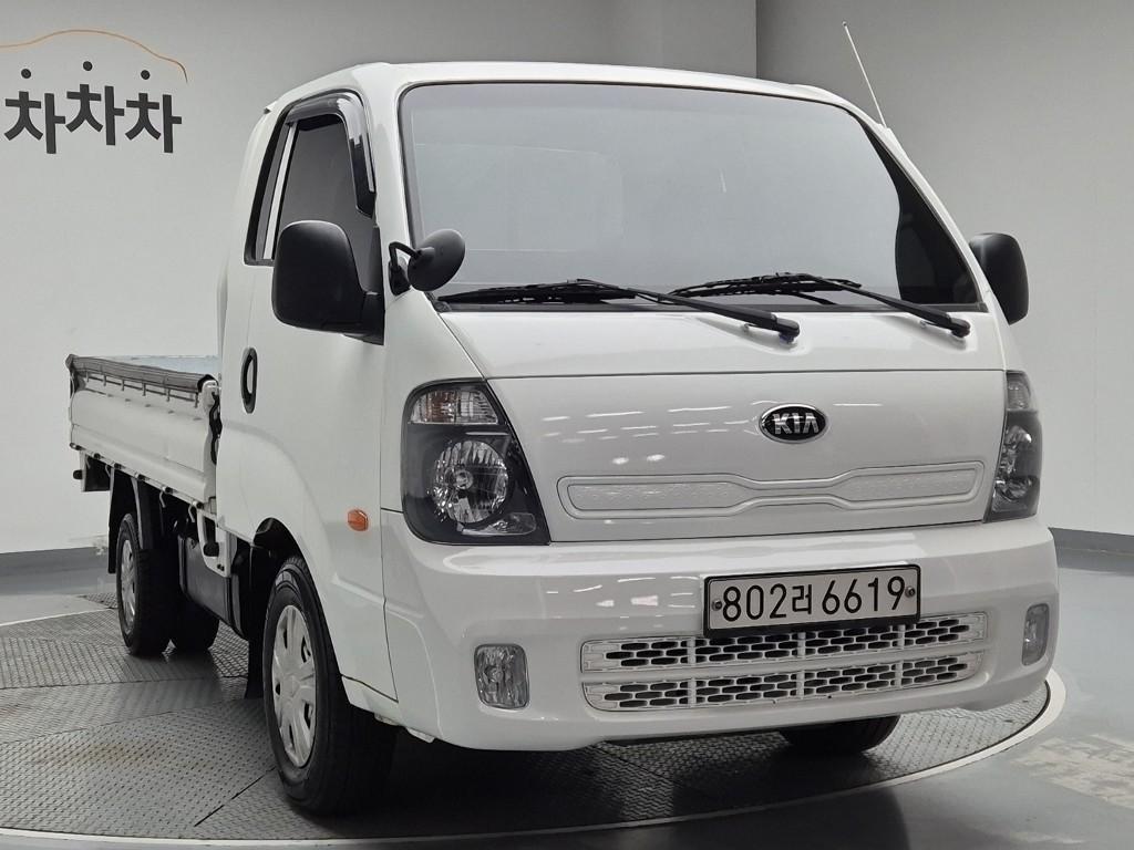 Small Truck Cargo (small) 2017 Blanco - Importación desde Corea - HF Imports Iquique - Foto 1