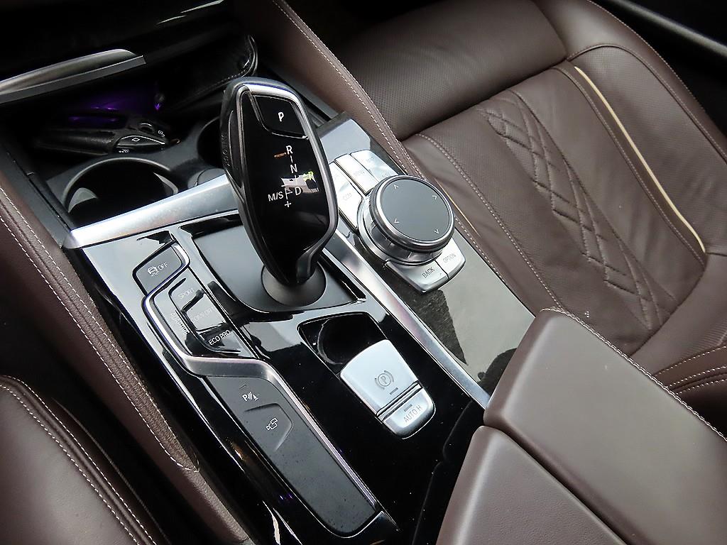 BMW 5 Series - Vista 11