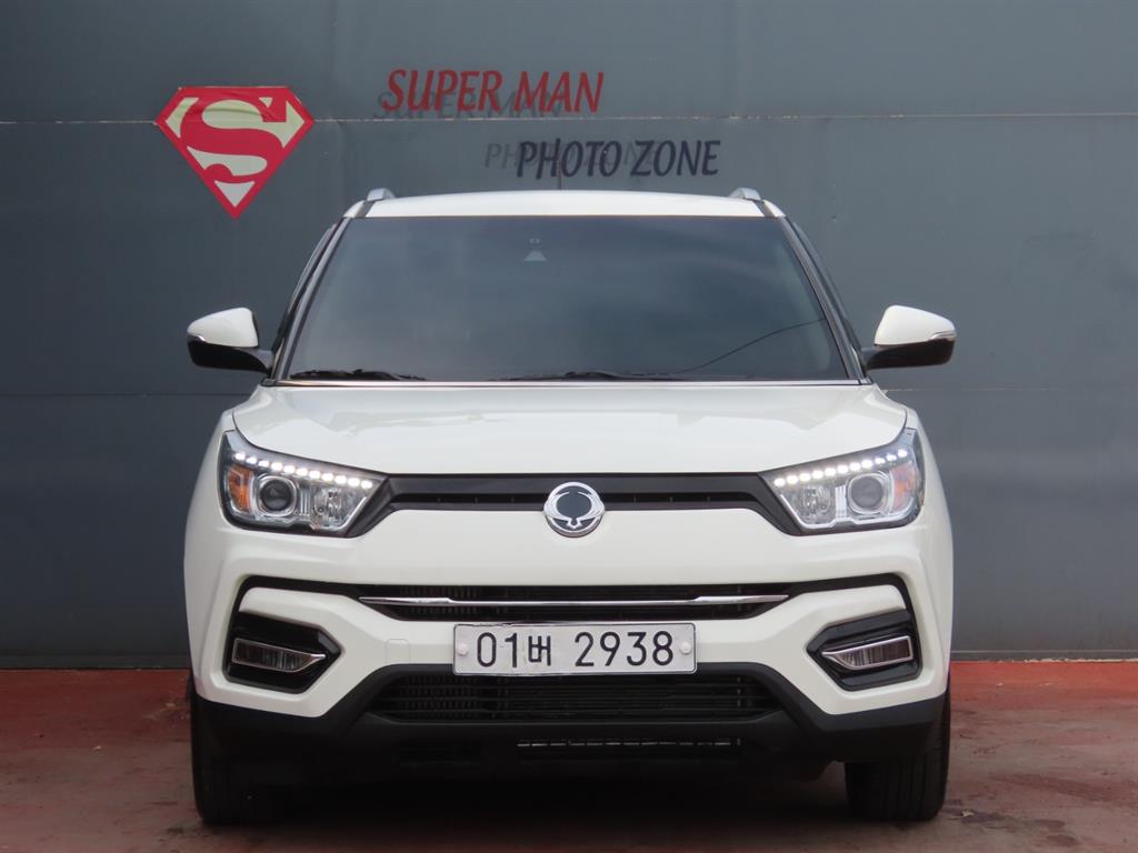 Ssangyong Tivoli - Vista 3