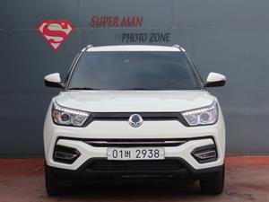 Ssangyong Tivoli - Vista 4