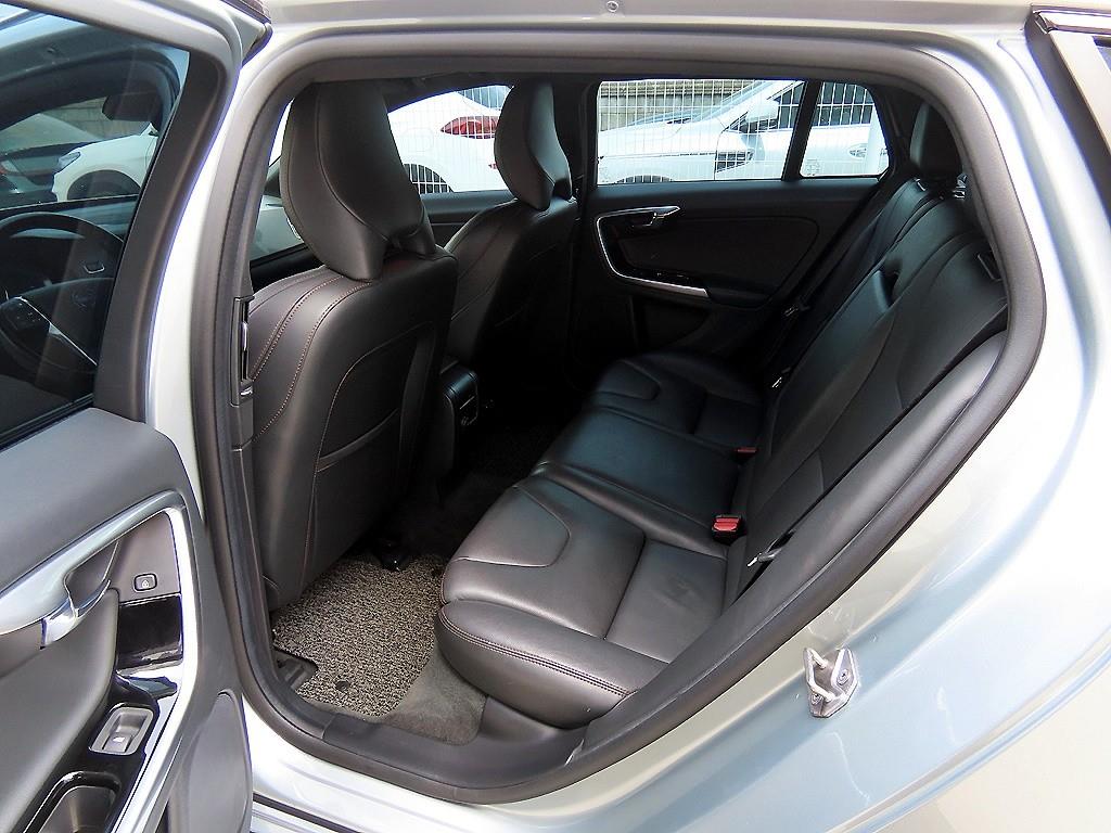 Volvo V60 - Vista 6