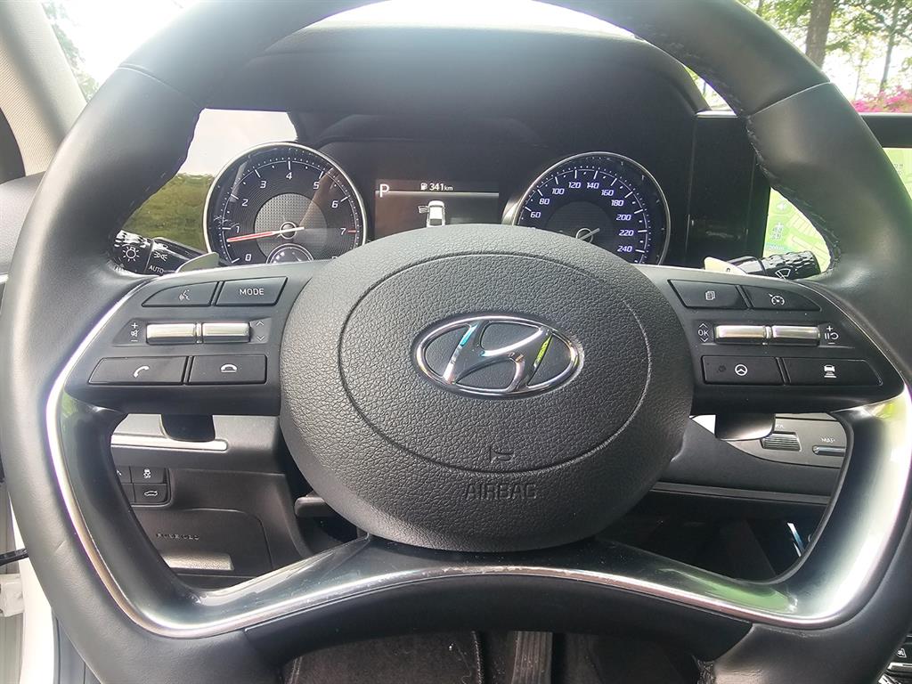 HYUNDAI Grandeur - Vista 10