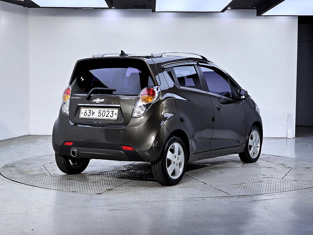 Chevrolet Spark - Vista 4