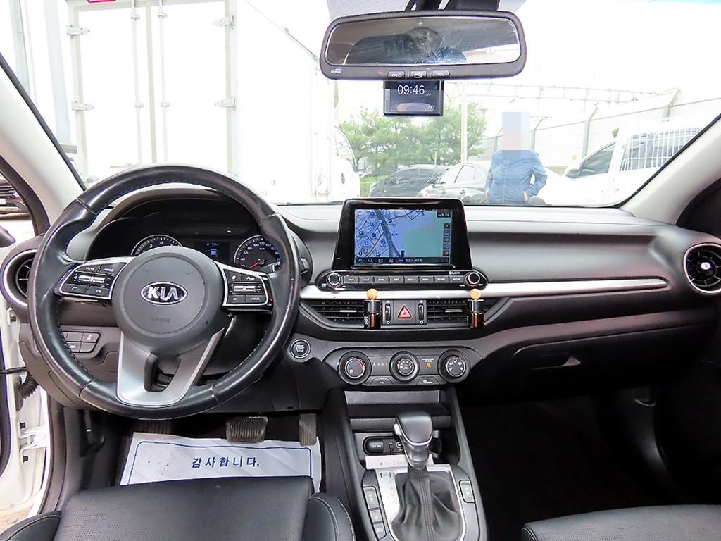 HYUNDAI Grandeur - Vista 7