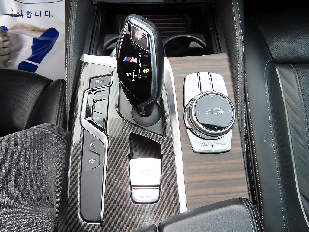 BMW 5 Series - Vista 11