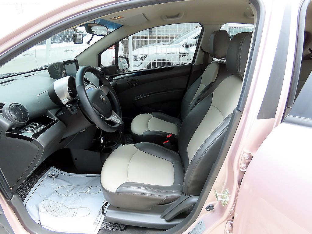 Chevrolet Spark - Vista 5