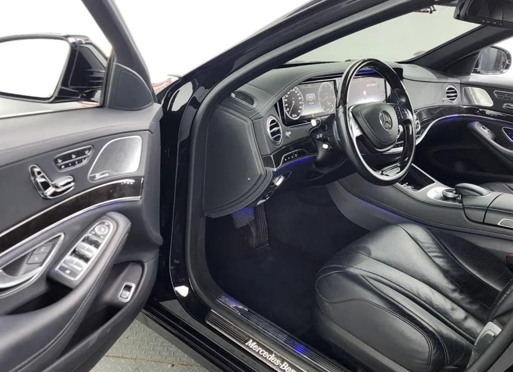 Mercedes Benz S Class - Vista 9