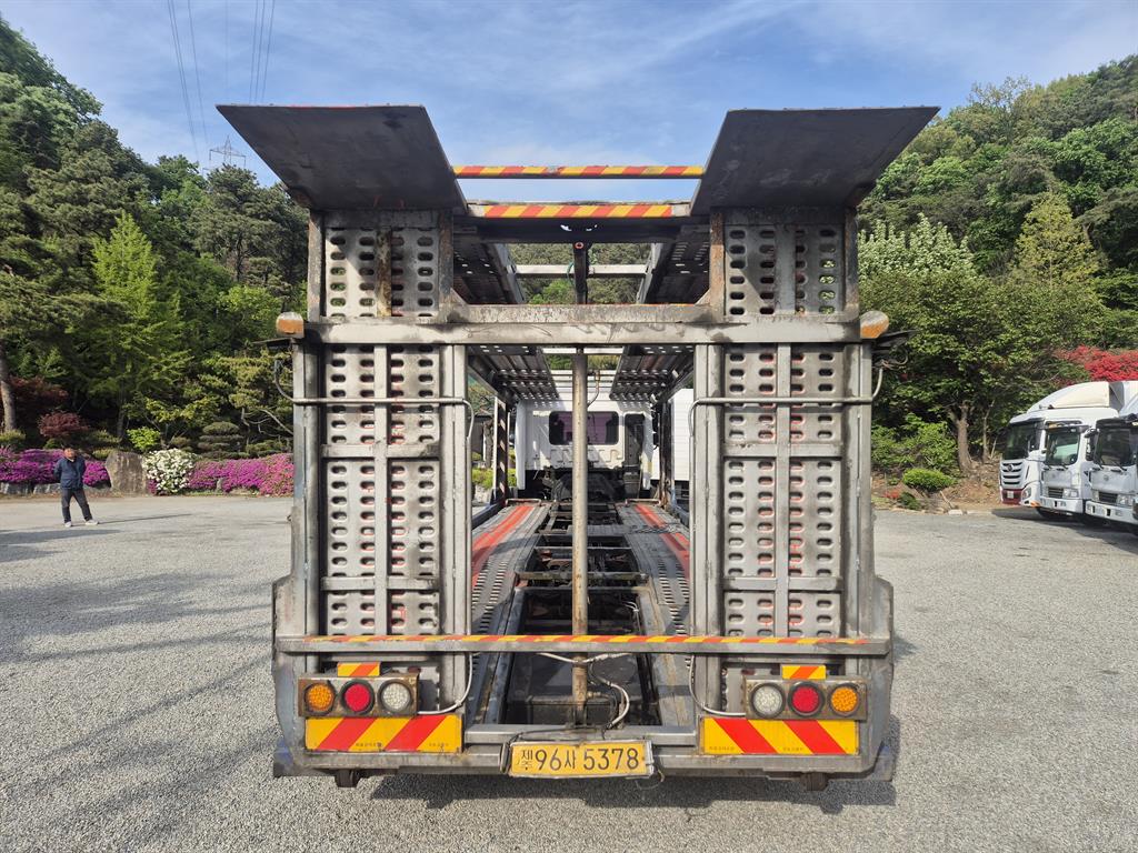 medium and large cargo Special - Vista 6