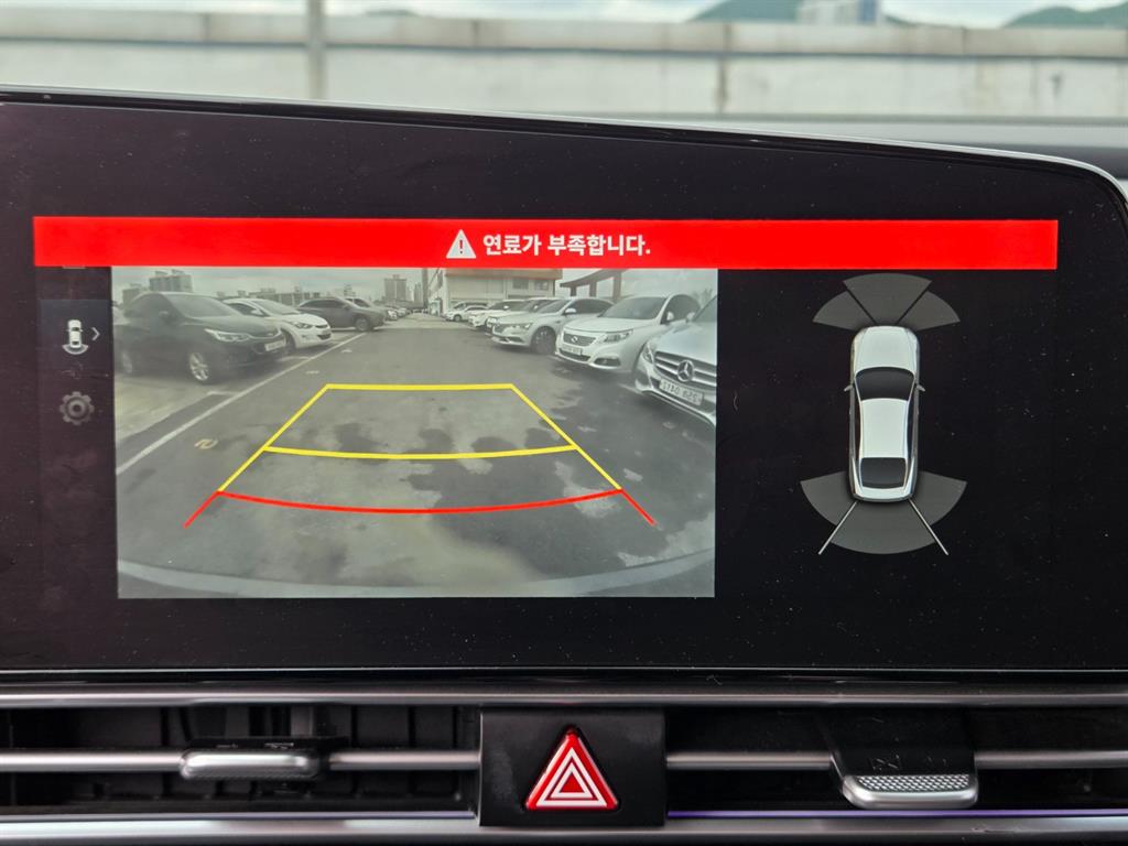 HYUNDAI Avante - Vista 12