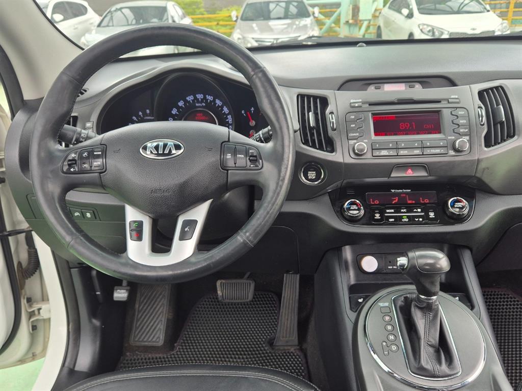 KIA Sportage - Vista 10