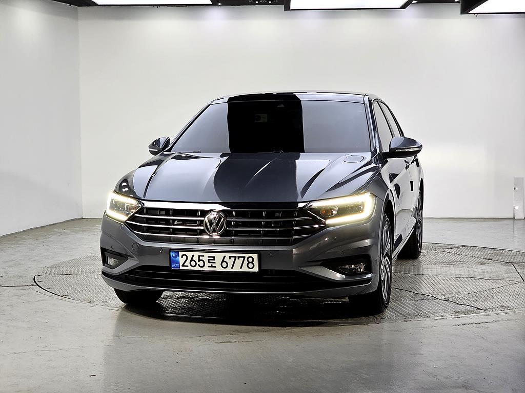 Volkswagen Jetta - Vista 2