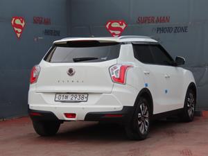 Ssangyong Tivoli - Vista 6