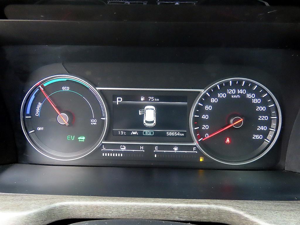KIA Sorento - Vista 9