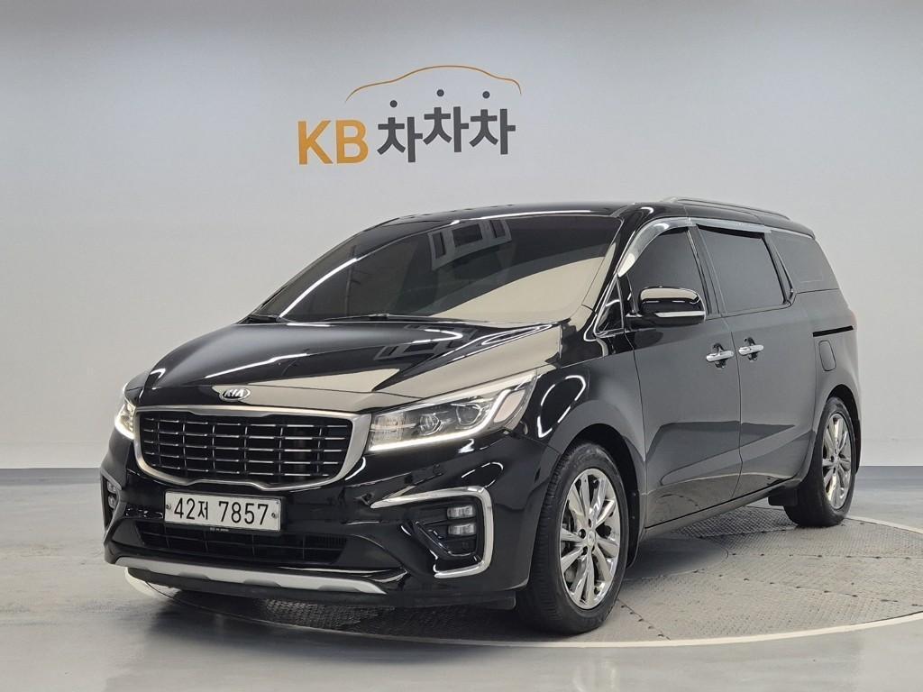 KIA Carnival 2019 Negro - Importación desde Corea - HF Imports Iquique - Foto 1