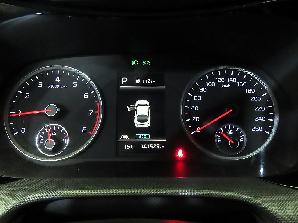KIA K5 - Vista 9