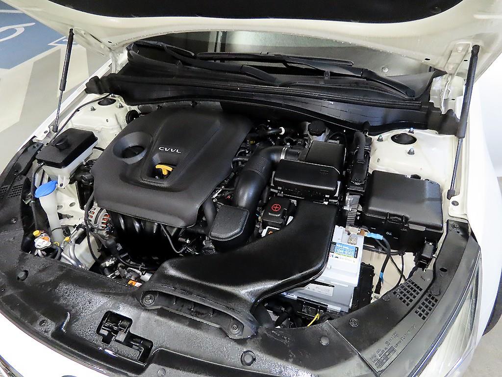 KIA K5 2017 Blanco - Importación desde Corea - HF Imports Iquique - Foto 18