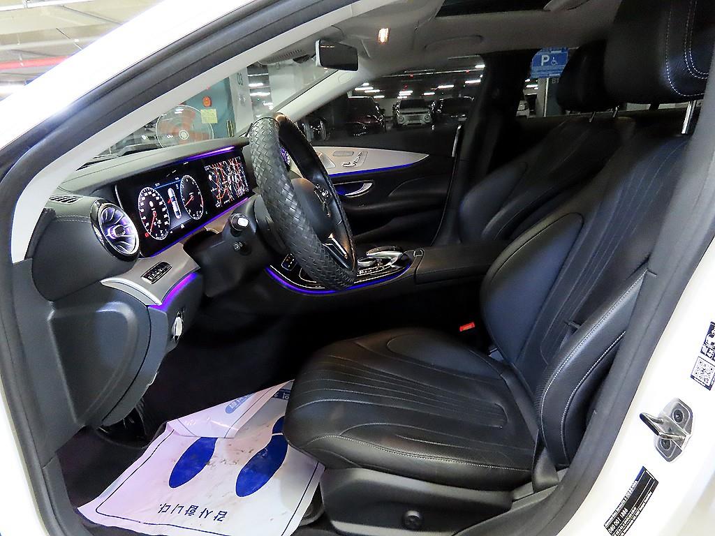 Mercedes Benz CLS Class - Vista 6