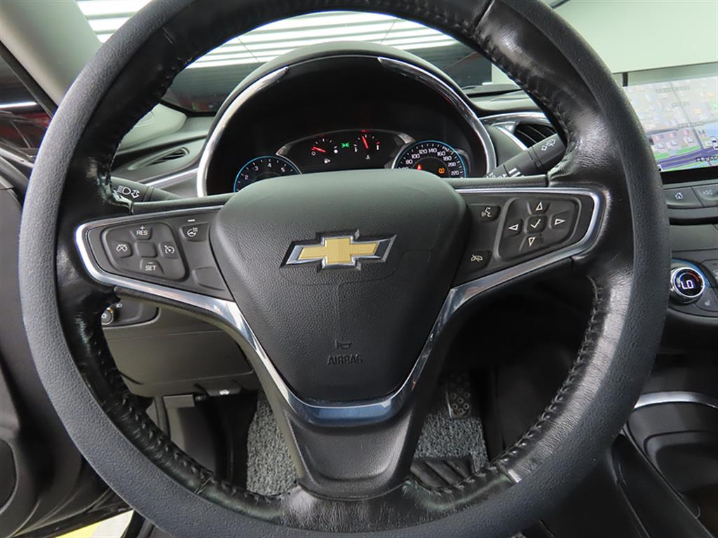 Chevrolet Malibu - Vista 8