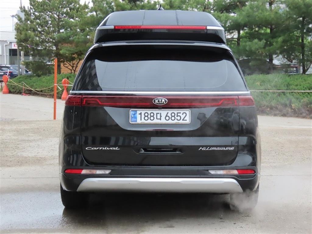 KIA Carnival - Vista 7