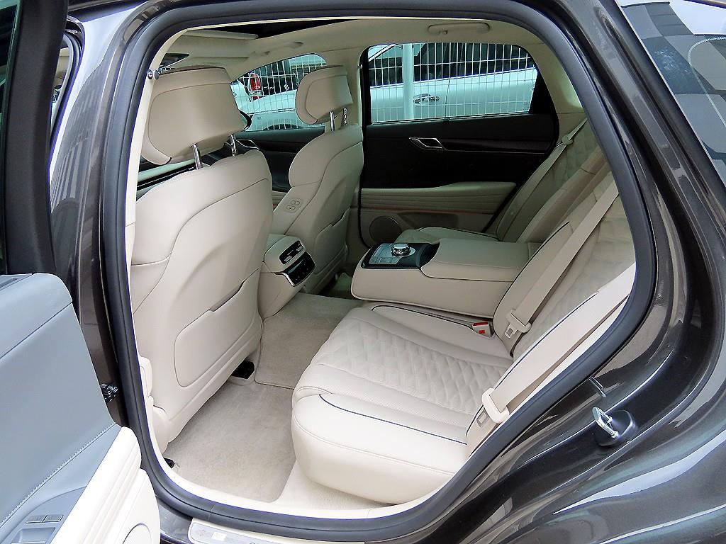 Genesis G80 - Vista 6