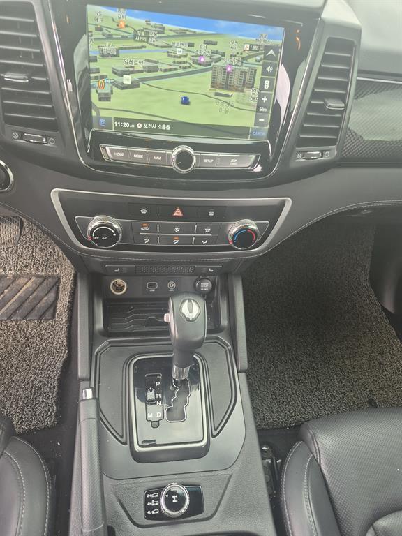 Ssangyong Rexton - Vista 10