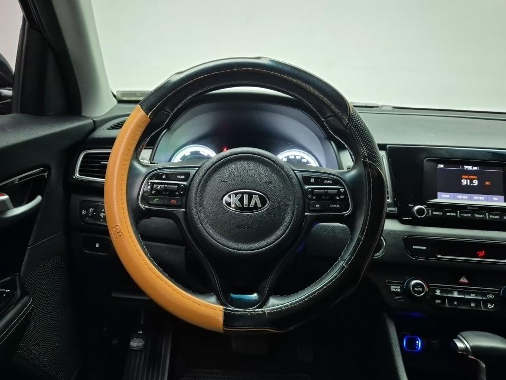 KIA Niro - Vista 9