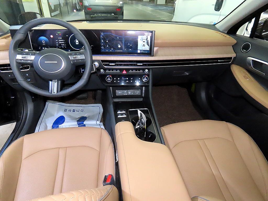 HYUNDAI Sonata - Vista 10
