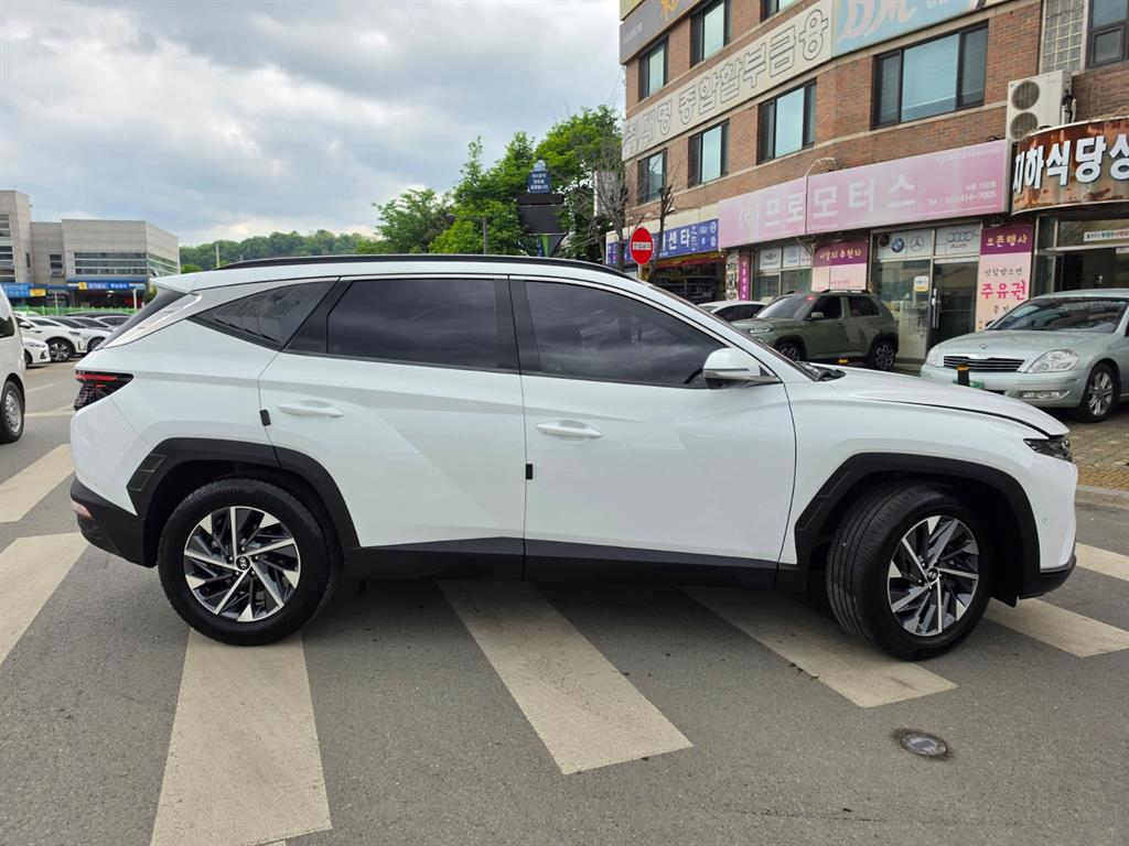HYUNDAI Tucson - Vista 7