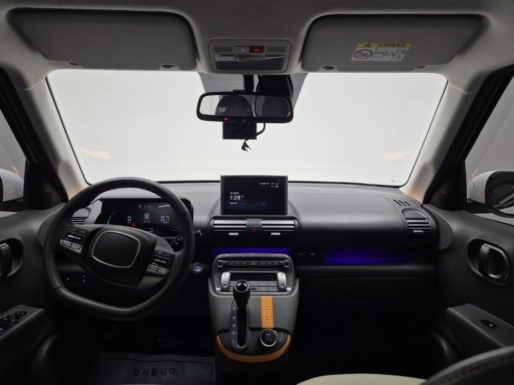 HYUNDAI Casper - Vista 8