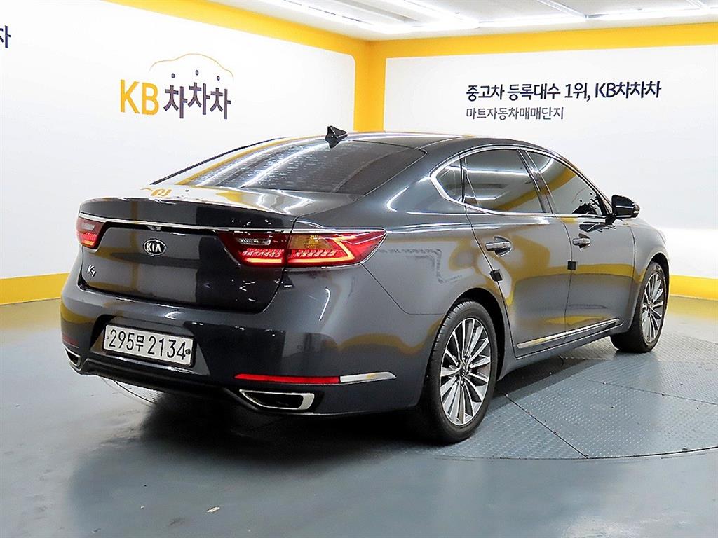KIA K7 - Vista 4