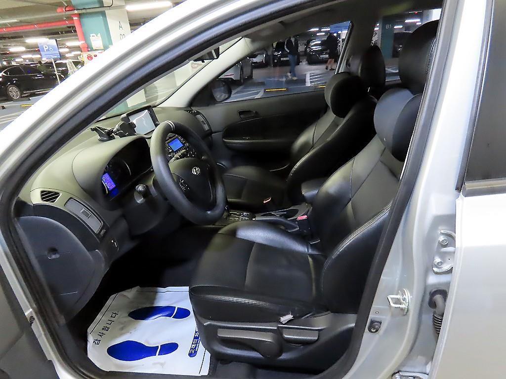HYUNDAI i30 - Vista 6