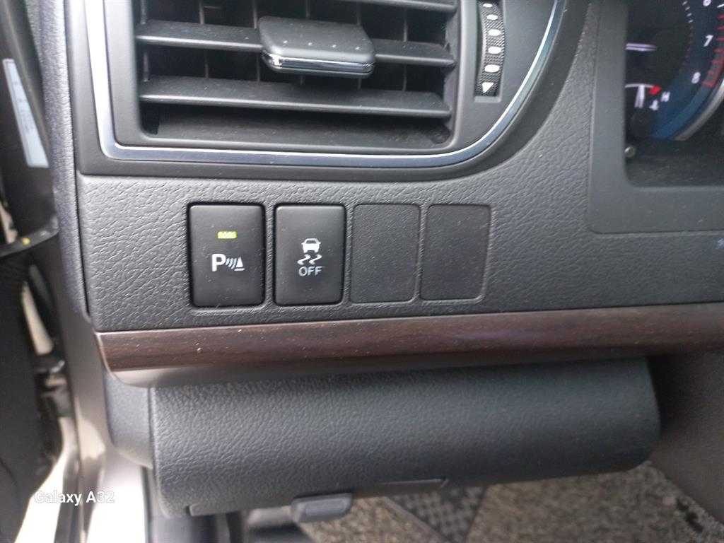 Toyota Camry - Vista 7
