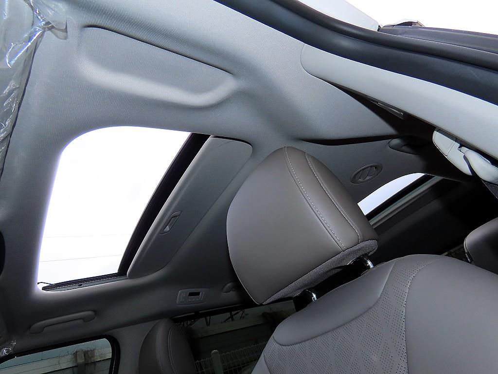 KIA Carnival 2025 Blanco - Importación desde Corea - HF Imports Iquique - Foto 15